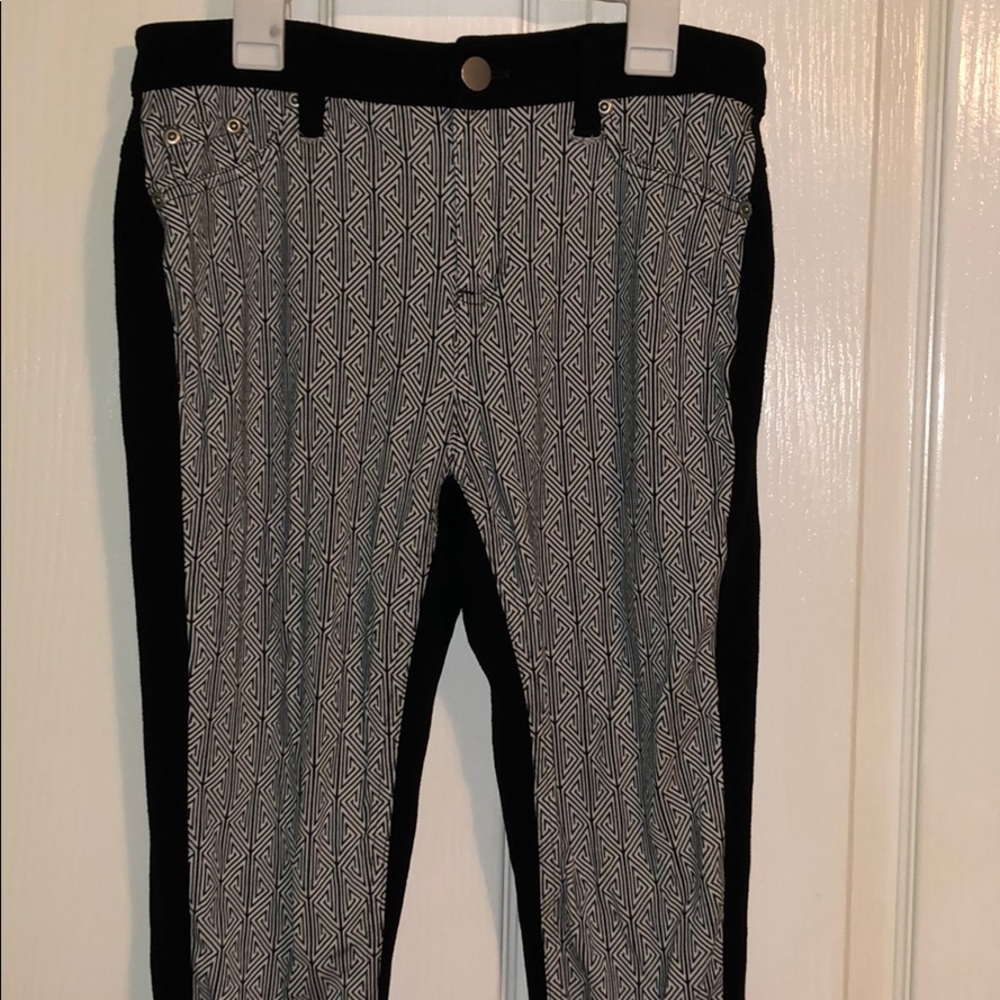 Black jeggings